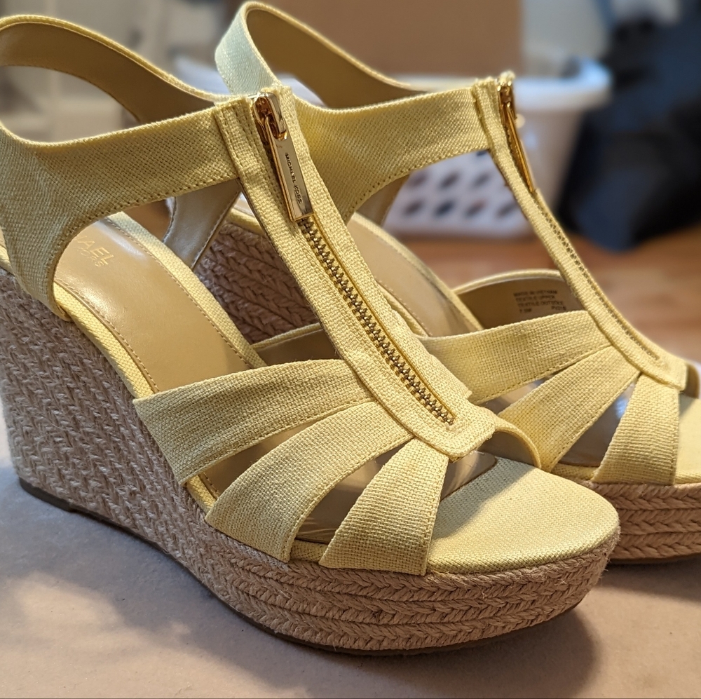 Michael Kors Espadrille wedge 7.5